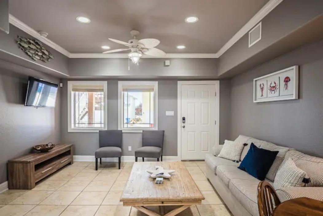 7 Bedroom Home Steps To The Beach With 4 Patios And Pool! Sleeps 20 阿兰瑟斯港 外观 照片